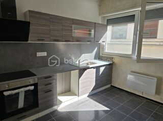  Immeuble à vendre 15 + pièces 1700 m²