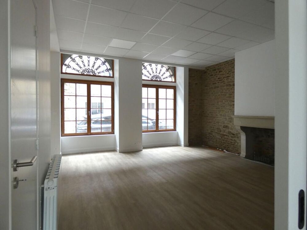 Grand appartement de 58m2 refait à neuf , espace rare à imaginer selon votre projet !