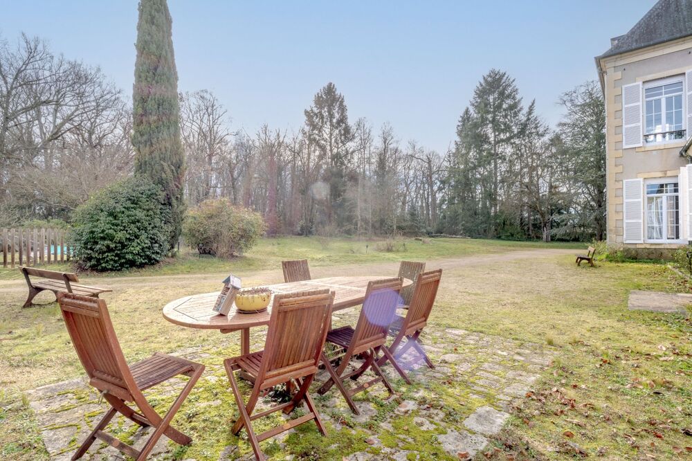 à vendre  Propriété/château Bourges (18000)