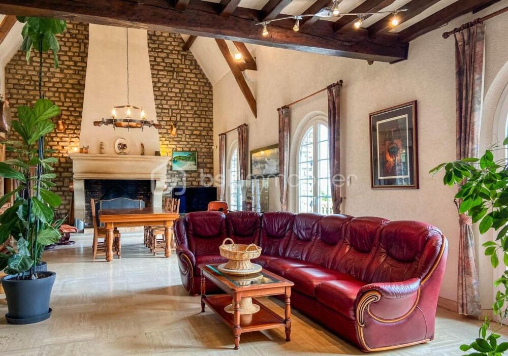  vendre  Proprit/chteau Le Mont-Saint-Adrien (60650)