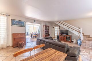  Villa à vendre 7 pièces 220 m²
