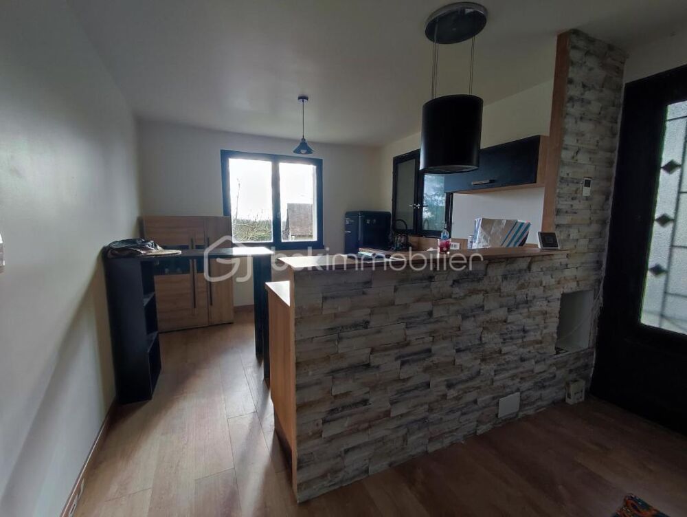 Vente Maison Maison avec grand terrain clos et sous-sol total Saint florentin