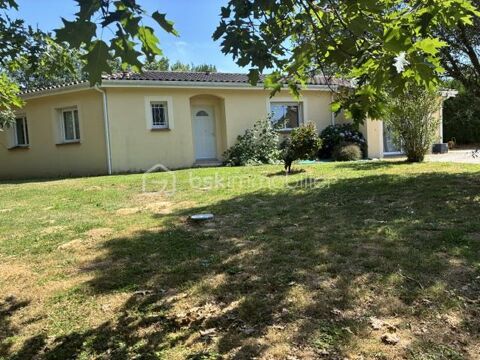   villa de charme avec piscine, terrain de 2000 m2 avec vue dégagée Villa - 6 pièce(s) - 170 m²