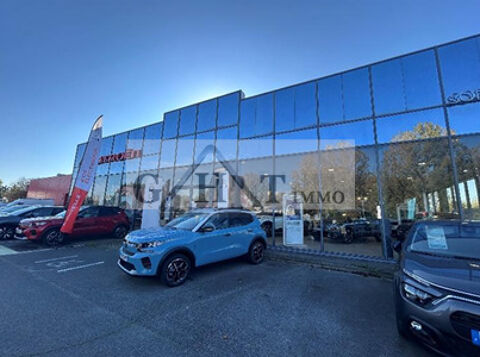 B&acirc;timent commercial et d'activit&eacute; � Persan 2120000 95340 Persan