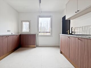  Appartement � vendre 3 pi�ces 84 m�