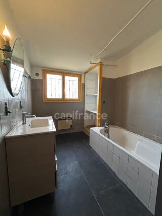  Maison � vendre 3 pi�ces 209 m�