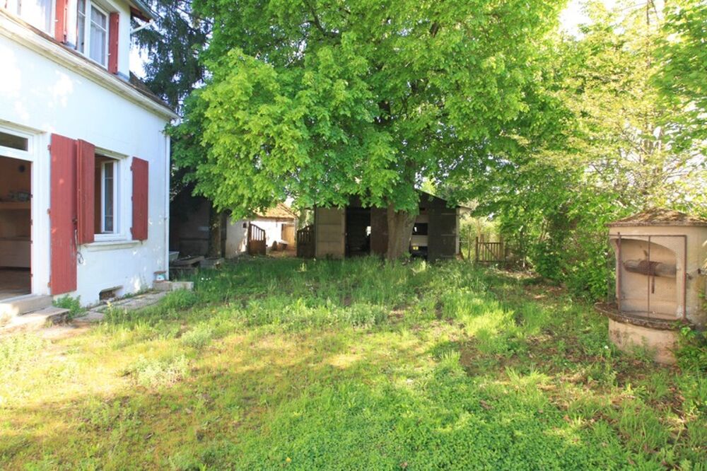 Maison 165 m² avec dépendances et puits