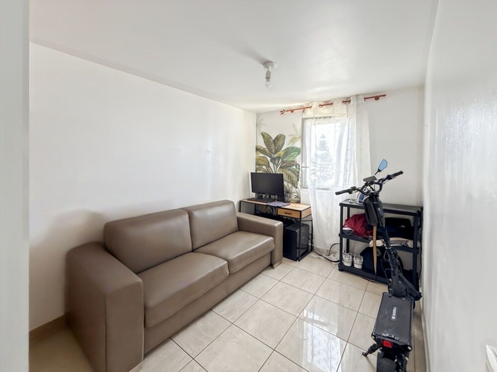 Vente Appartement À VENDRE – T3 avec vue mer – Bas de Bois de Nèfles Sainte clotilde