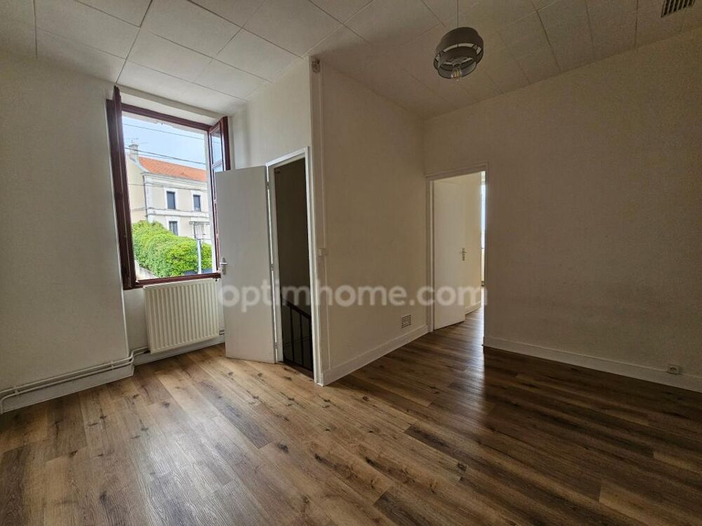Maison de ville de 62 m² deux chambres Idéal premier achat ou investissement sur RUELLE SUR TOUVRE (16)