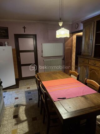  Propriété/château à vendre 8 pièces 192 m²