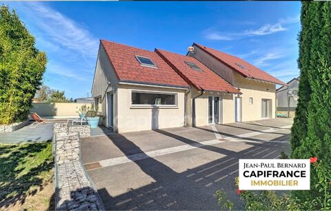   Châtenoy-En-Bresse (71) maison récente à vendre de 158 m² terrain de 1073 m² piscine chauffée Pergola bioclimatique et grand gar Maison - 6 pièce(s) - 158 m²
