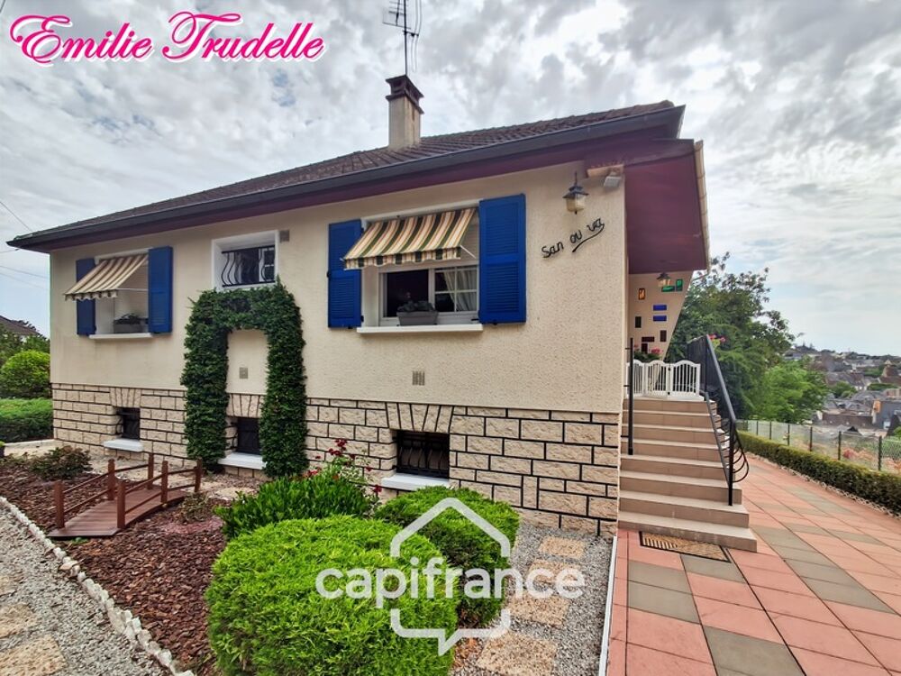Dpt Sarthe (72), à vendre SAINT CALAIS maison P3, 1 chambre, terrain clos 483 m² et sous-sol