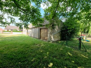  Parking / Garage  vendre 4 pices 104 m