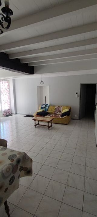  Maison à louer 5 pièces 150 m²