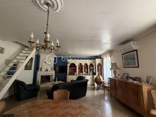  Immeuble � vendre 10 pi�ces 695 m�