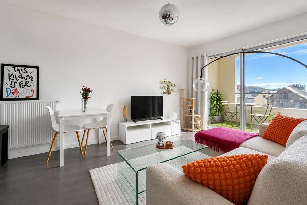 Vente Appartement Appartement T2 avec balcon et parking – Secteur Gare Sud / Bords Nantes