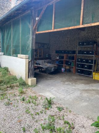  Immeuble à vendre 11 pièces 208 m²