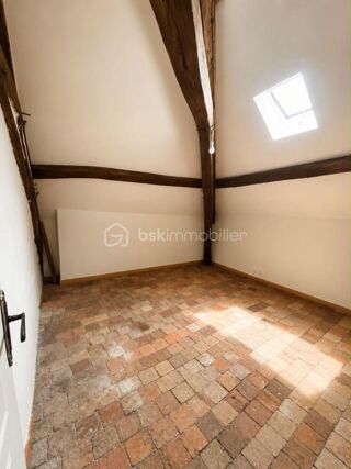  Immeuble à vendre 12 pièces 284 m²