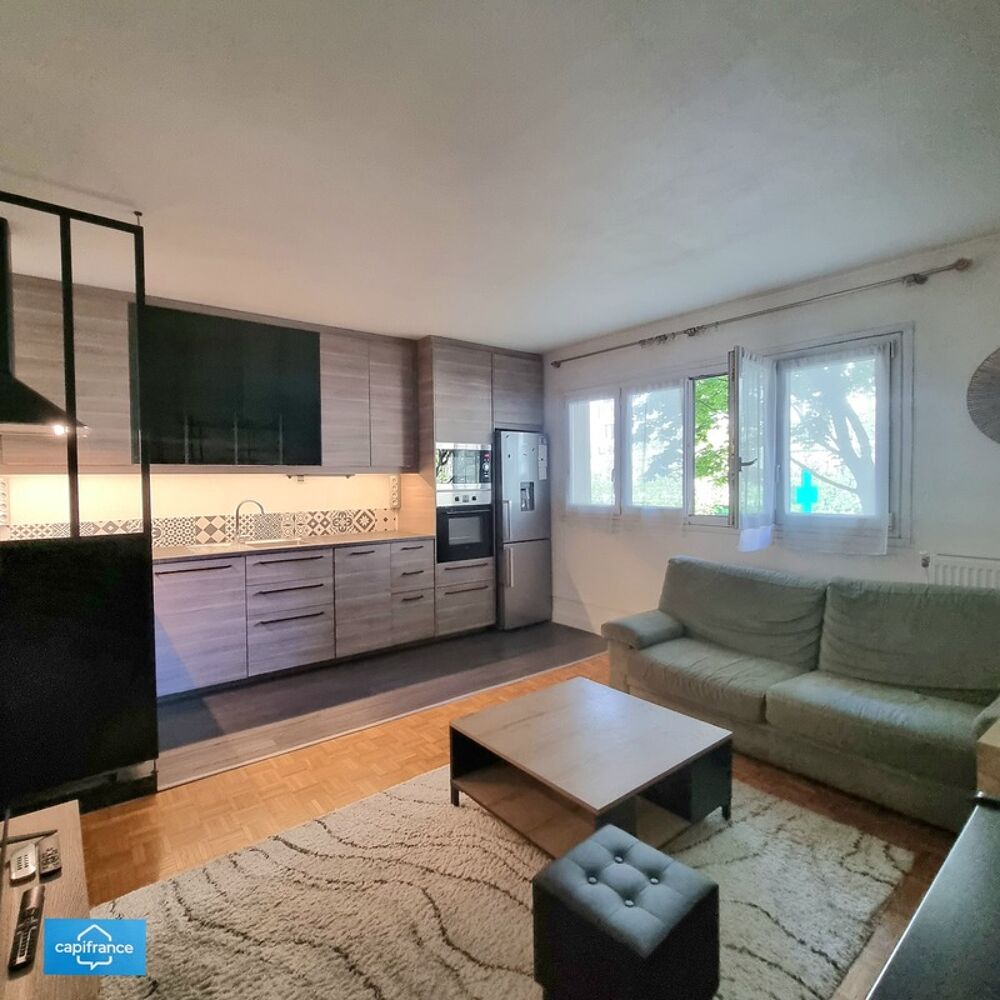 Exclusivité Gagny centre RER E Appartement à vendre 1/2 pièces 36 m2 avec cave et stationnement extérieur