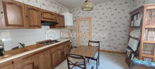  Immeuble à vendre 6 pièces 166 m²