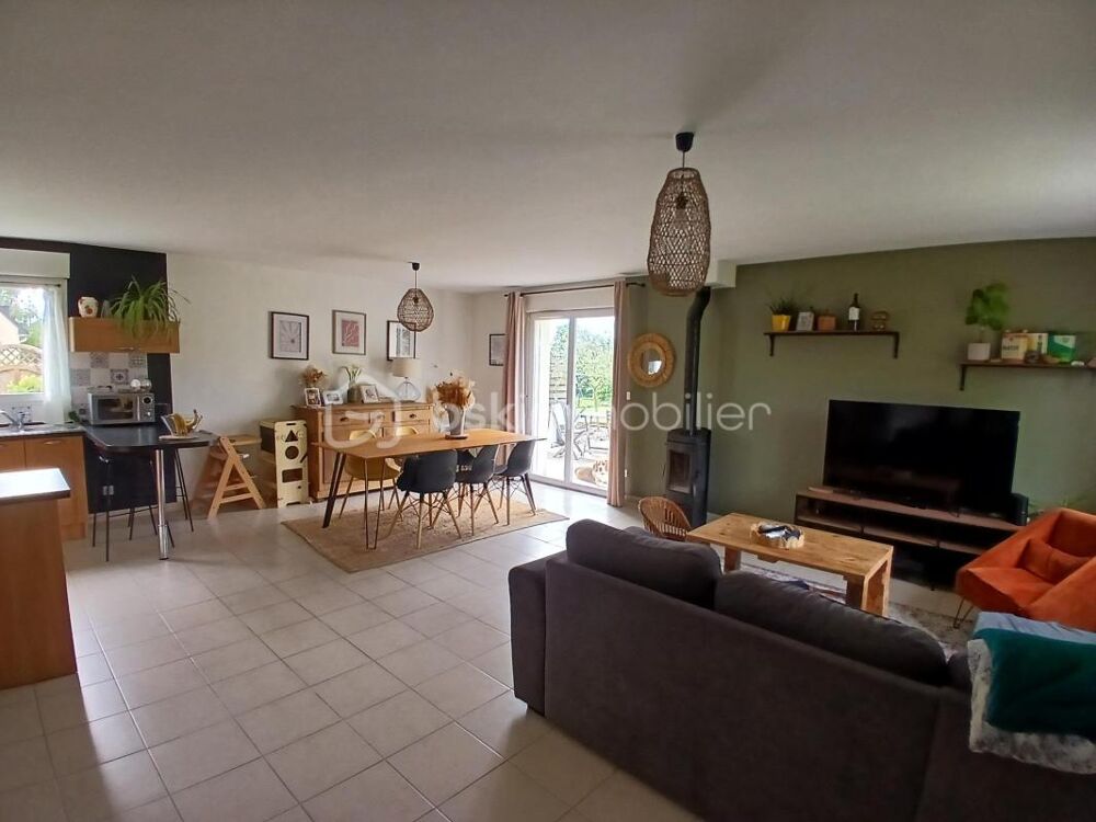 ? RARE À LA VENTE  PLAIN-PIED AVEC JARDIN À 3 KM DE LA BAIE DU MONT-SAINT-MICHEL