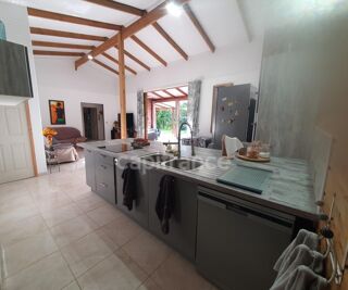  Maison  vendre 6 pices 168 m