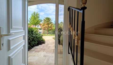   Maison familiale de caract�re pens�e pour recevoir et partager Propri�t�/ch�teau - 8 pi�ce(s) - 196 m�