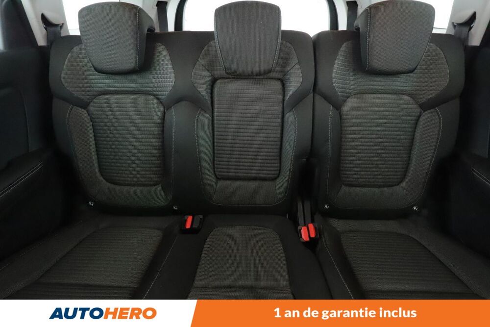 Grand scenic IV 1.7 dCi Blue Business 7PL 120 ch 2019 occasion 92130 Issy-les-Moulineaux