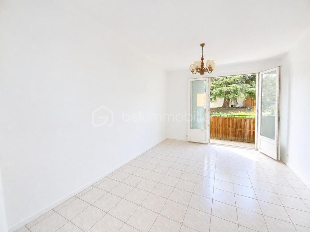 Vente Appartement Appartement 45 m² à rafraîchir Lourdes