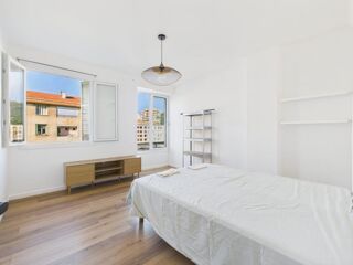  Appartement � vendre 4 pi�ces 82 m�