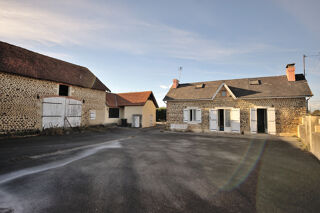 Maison 5 pièces 113 m² · à Auriac · 113 m² · 165 000 €