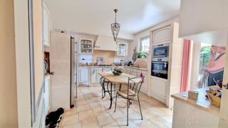  Maison � vendre 8 pi�ces 250 m�