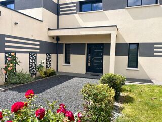  Maison � vendre 8 pi�ces 235 m�