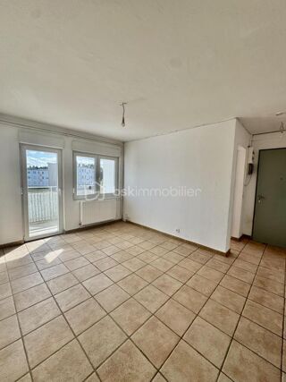  Appartement à vendre 6 pièces 84 m²