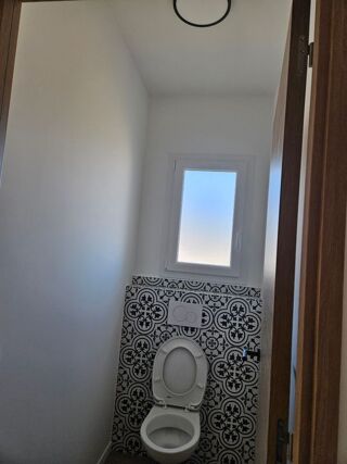  Maison à louer 4 pièces 105 m²