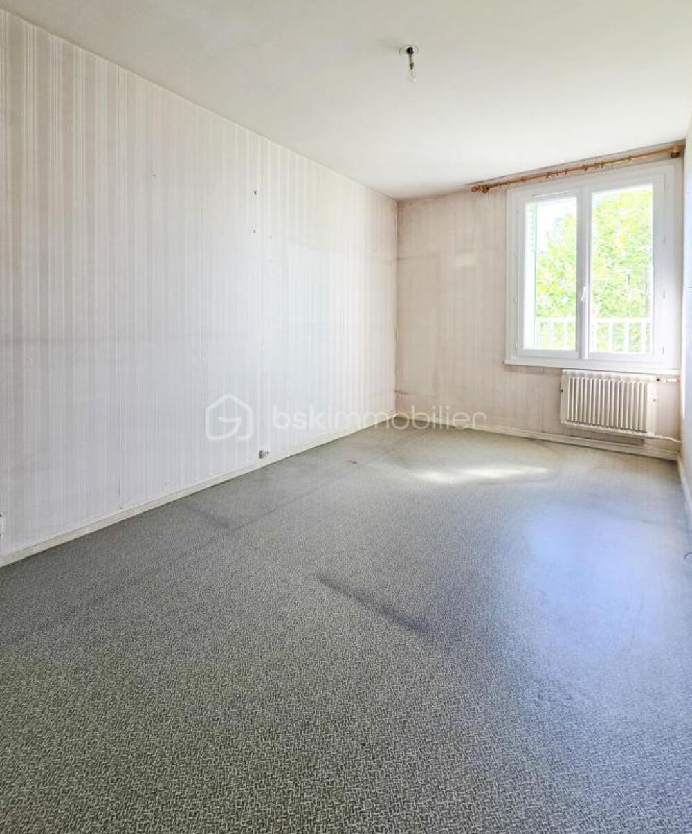 Vente Appartement GRENOBLE ABBAYE – BEAU POTENTIEL T3/4 RP OU COLOCATION – 75 m² – CAVE Grenoble