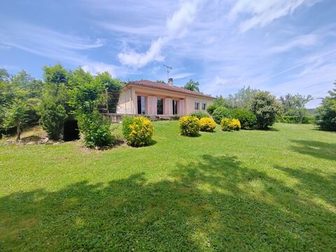   Maison avec grand parc arbor�, garage de 60 m� et �quipements �conomes en �nergie � � deux pas des commodit�s Maison - 4 pi�ce(s) - 115 m�