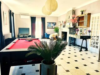  Maison � vendre 8 pi�ces 305 m�