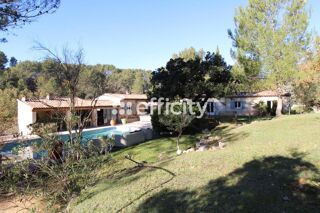  Maison � vendre 8 pi�ces 238 m�