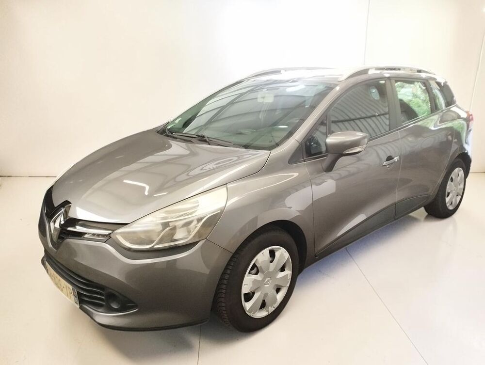 Clio IV ESTATE 0.9 TCE 90 EXPRESSION 5P 2013 occasion 06640 Saint-Jeannet