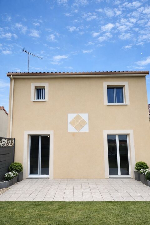   Maison 3 chambres, jardin, et garage Maison - 4 pi�ce(s) - 86 m�