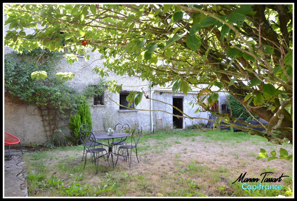 Maison individuelle de 175m², 4 chambres, avec grand potentiel, jardin et dépendance  Saint-Amand-les-Eaux