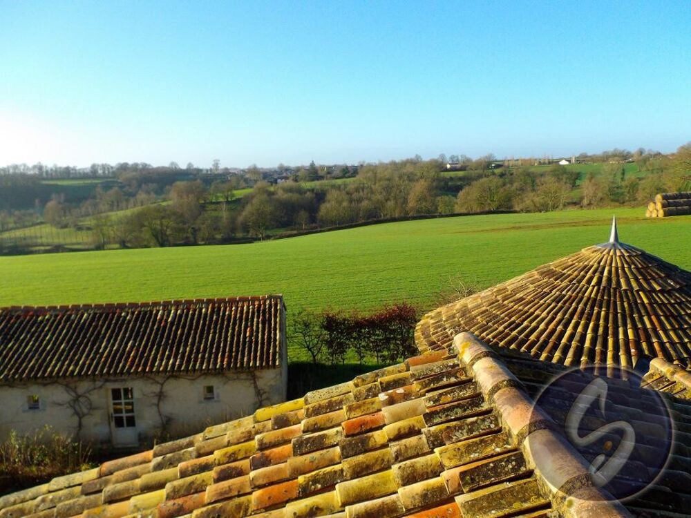 � vendre  Maison Cours (79220)