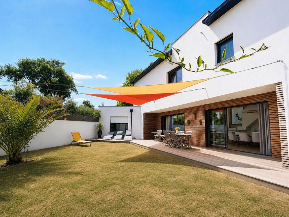 BELLE CONTEMPORAINE 194m 2 . 5 SUITES PARENTALES