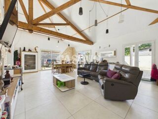  Propriété/château à vendre 6 pièces 175 m²