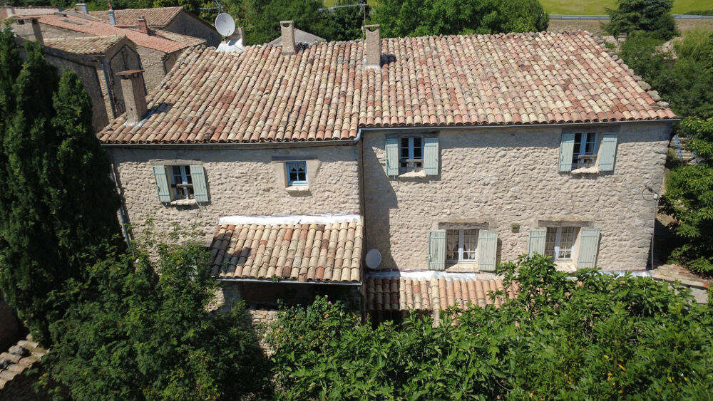 Exclusivité - Demeure dexception du XVe siècle au coeur de la Provence - Saint Trinit (Vaucluse)