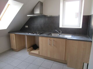  Appartement à louer 4 pièces 45 m²