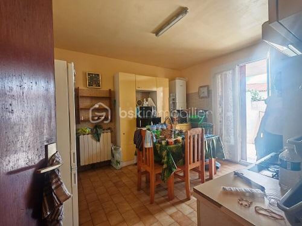 Vente Maison *** MILHAUD – Maison 157 m² – 2 logements indépendants – Garage – Terrain 560 m² – Revenus locatifs *** Milhaud