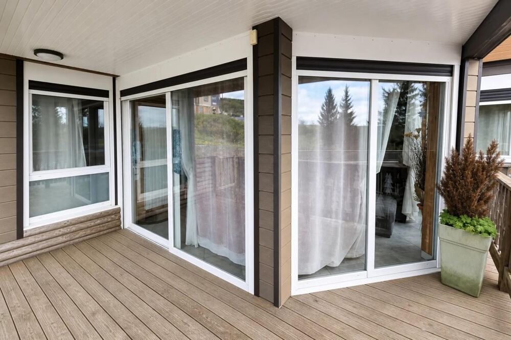 Vente Appartement Appartement T4 rénové avec terrasse, vendu meublé – Super-Besse Besse et saint anastaise