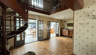  Maison � vendre 7 pi�ces 210 m�